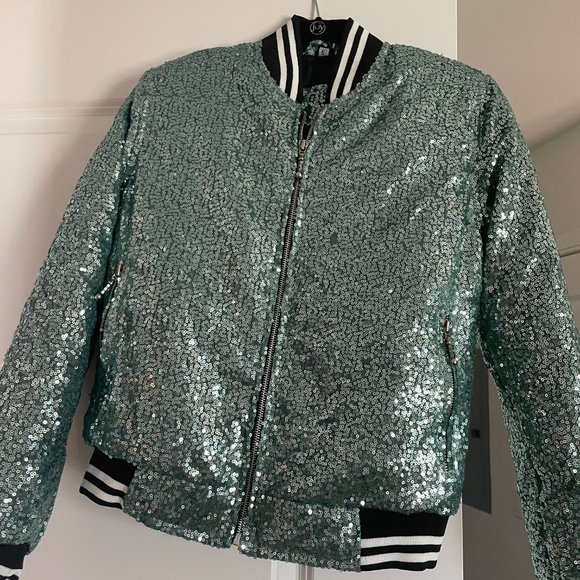 Taylor Swift Inspired Green Bomber Jacket - Picture 10 of 10